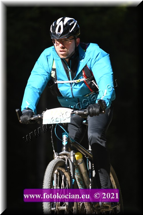 Náhled obrázku: 2021-4692-CTAuthor-1728.JPG