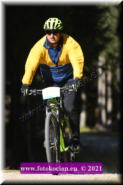 Náhled obrázku: 2021-4703-CTAuthor-2400.JPG