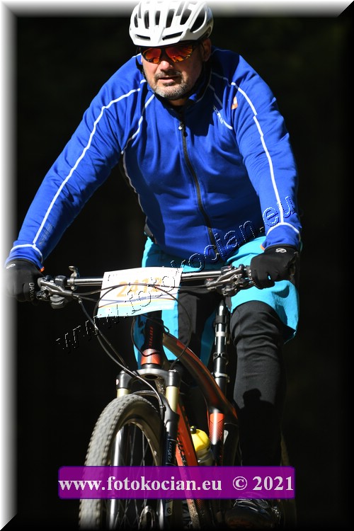 Náhled obrázku: 2021-4713-CTAuthor-2412.JPG