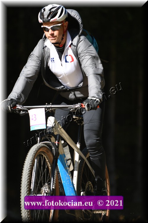 Náhled obrázku: 2021-4729-CTAuthor-843.JPG