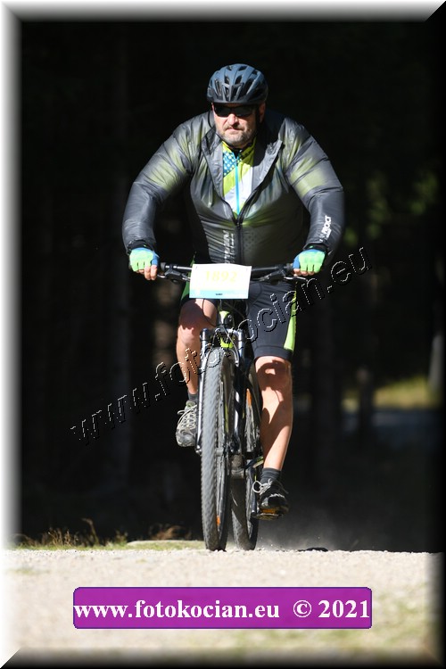 Náhled obrázku: 2021-4742-CTAuthor-1892.JPG