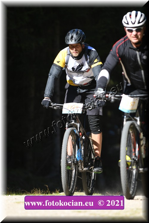 Náhled obrázku: 2021-4776-CTAuthor-2829.JPG