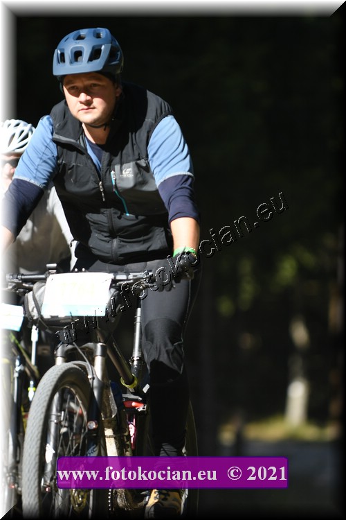 Náhled obrázku: 2021-4804-CTAuthor-1764.JPG