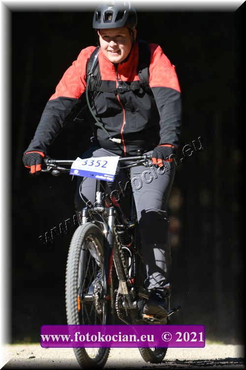 Náhled obrázku: 2021-4814-CTAuthor-3352.JPG