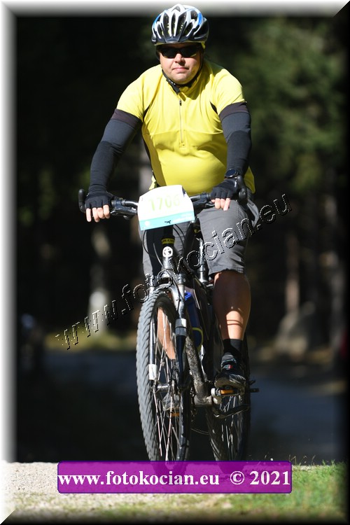 Náhled obrázku: 2021-4815-CTAuthor-1706.JPG