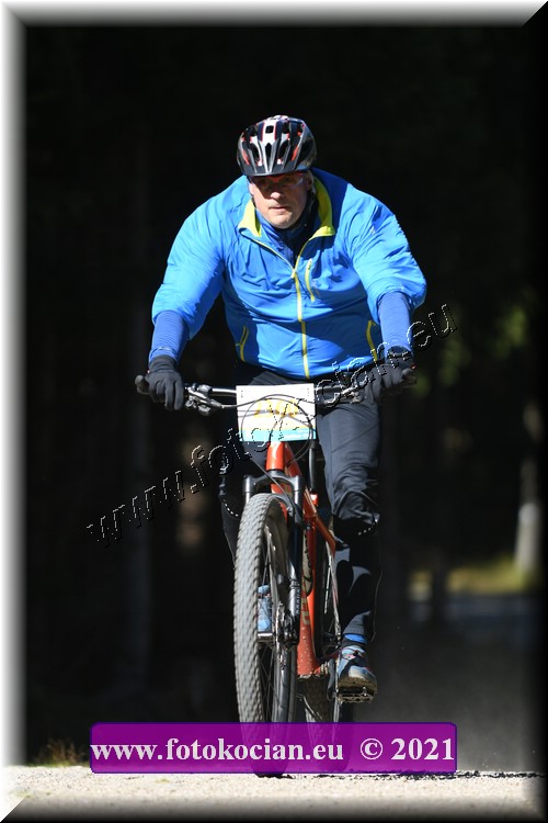 Náhled obrázku: 2021-4842-CTAuthor-2360.JPG