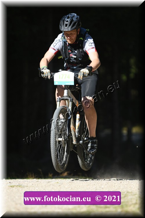 Náhled obrázku: 2021-4848-CTAuthor-1774.JPG