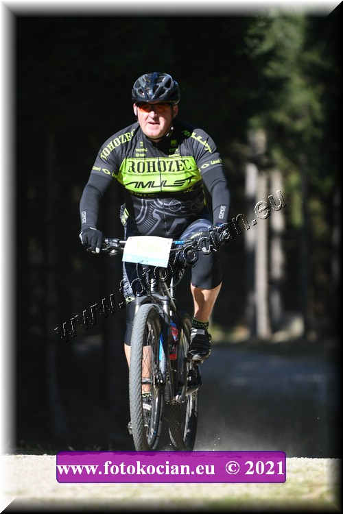 Náhled obrázku: 2021-4866-CTAuthor-1660.JPG