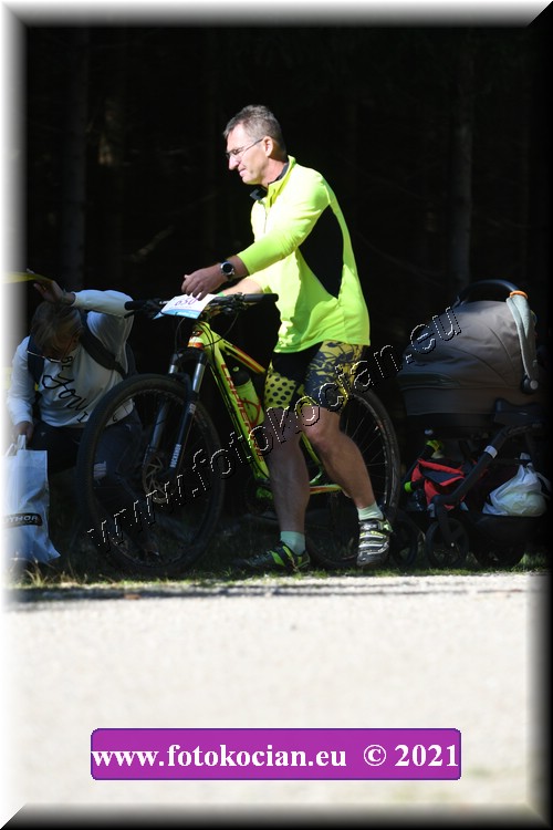 Náhled obrázku: 2021-4872-CTAuthor-650.JPG