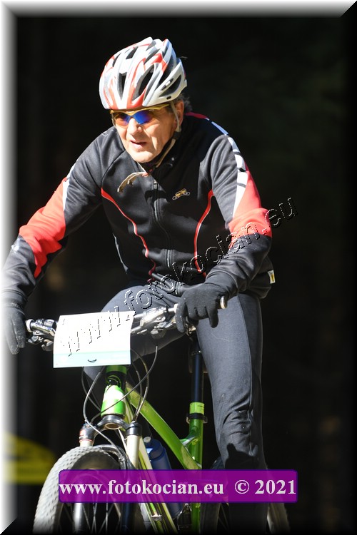 Náhled obrázku: 2021-4879-CTAuthor-1634.JPG