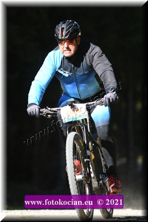 Náhled obrázku: 2021-4880-CTAuthor-2608.JPG