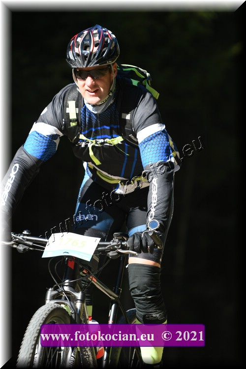 Náhled obrázku: 2021-4883-CTAuthor-1765.JPG