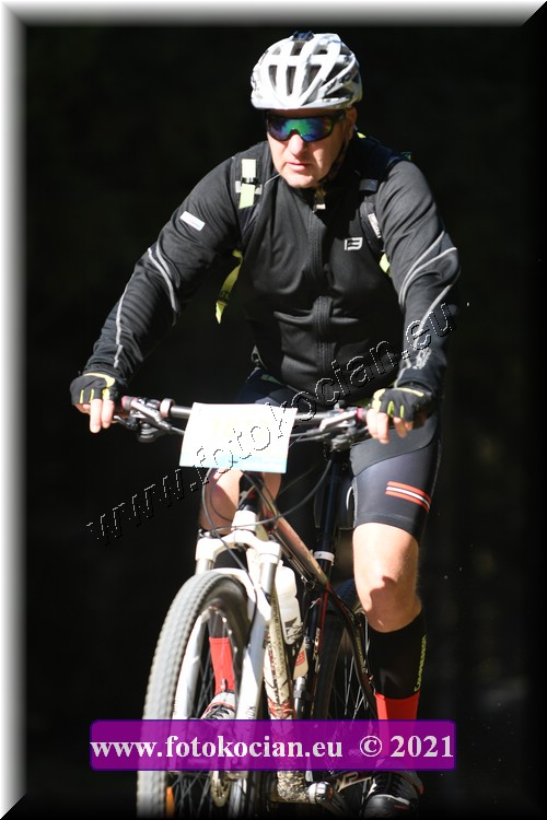 Náhled obrázku: 2021-4885-CTAuthor-1812.JPG