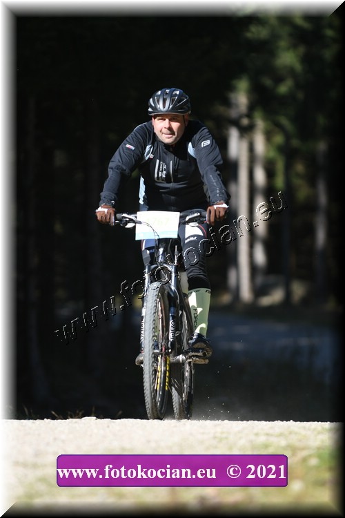 Náhled obrázku: 2021-4892-CTAuthor-1767.JPG