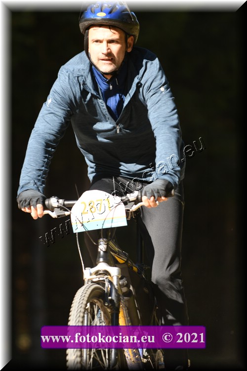 Náhled obrázku: 2021-4907-CTAuthor-2871.JPG