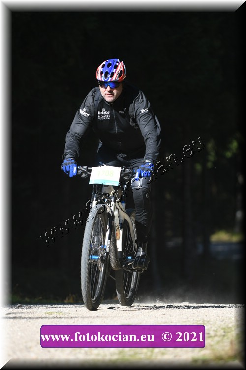 Náhled obrázku: 2021-4926-CTAuthor-1708.JPG