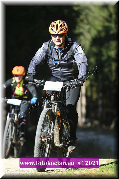 Náhled obrázku: 2021-4928-CTAuthor-0.JPG