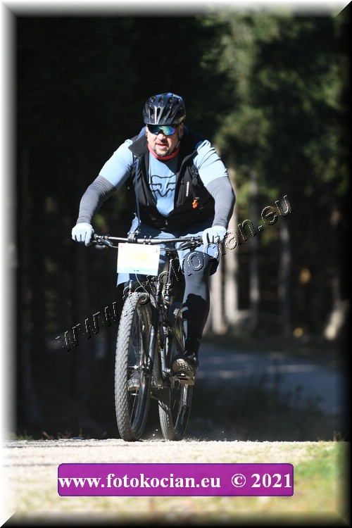 Náhled obrázku: 2021-4981-CTAuthor-1886.JPG