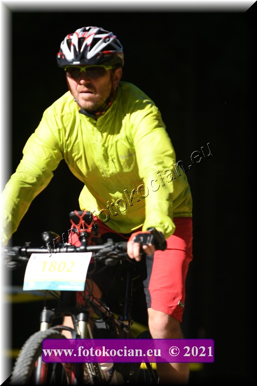 Náhled obrázku: 2021-4992-CTAuthor-1802.JPG