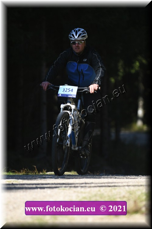 Náhled obrázku: 2021-5008-CTAuthor-3254.JPG