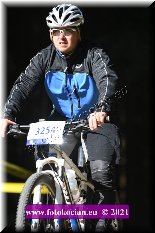 Náhled obrázku: 2021-5009-CTAuthor-3254.JPG