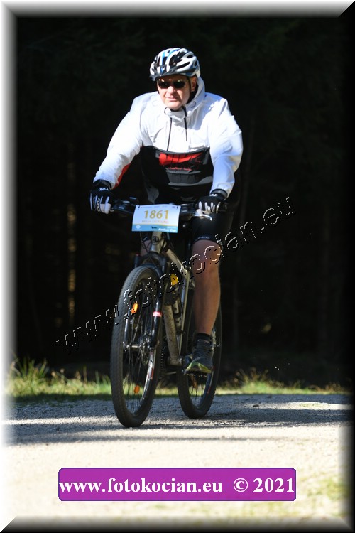 Náhled obrázku: 2021-5018-CTAuthor-1861.JPG