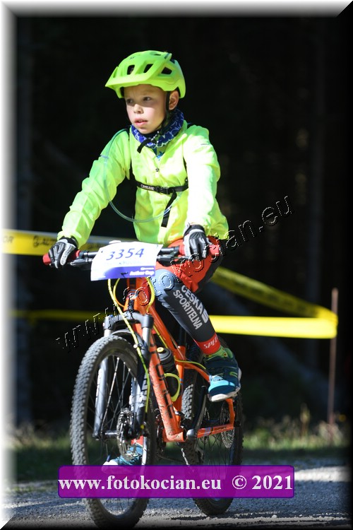 Náhled obrázku: 2021-5031-CTAuthor-3354.JPG