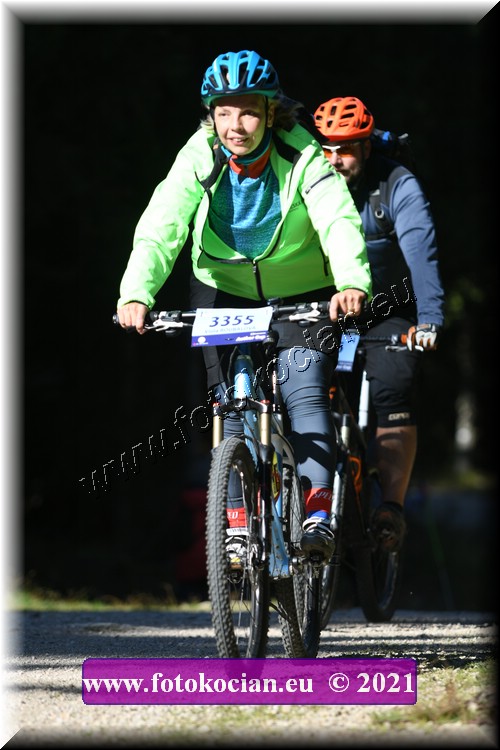 Náhled obrázku: 2021-5032-CTAuthor-3355.JPG