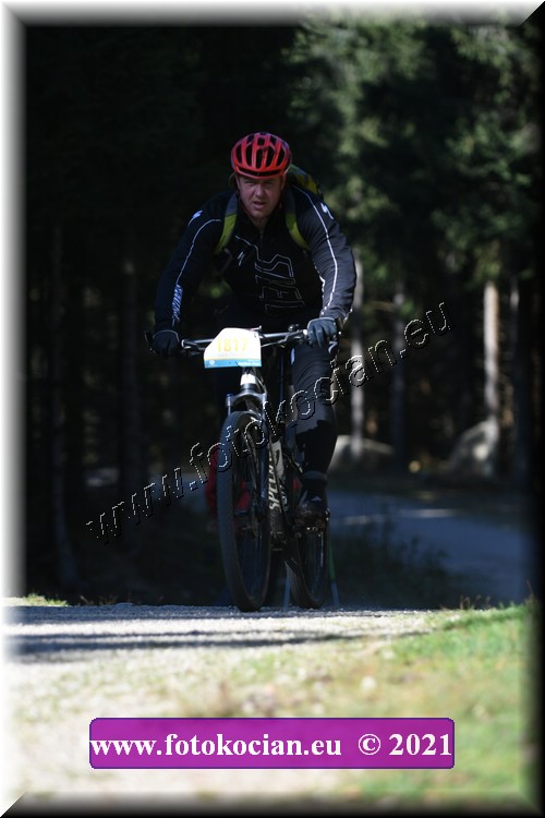 Náhled obrázku: 2021-5035-CTAuthor-1817.JPG