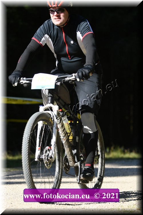 Náhled obrázku: 2021-5039-CTAuthor-1829.JPG