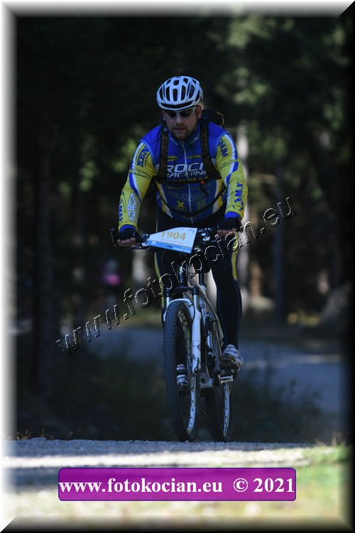 Náhled obrázku: 2021-5056-CTAuthor-1904.JPG