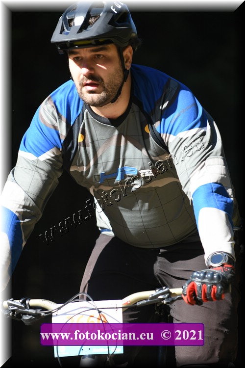 Náhled obrázku: 2021-5067-CTAuthor-2660.JPG