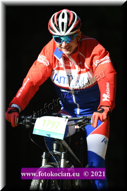 Náhled obrázku: 2021-5073-CTAuthor-1797.JPG