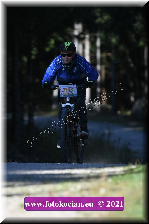 Náhled obrázku: 2021-5077-CTAuthor-2393.JPG