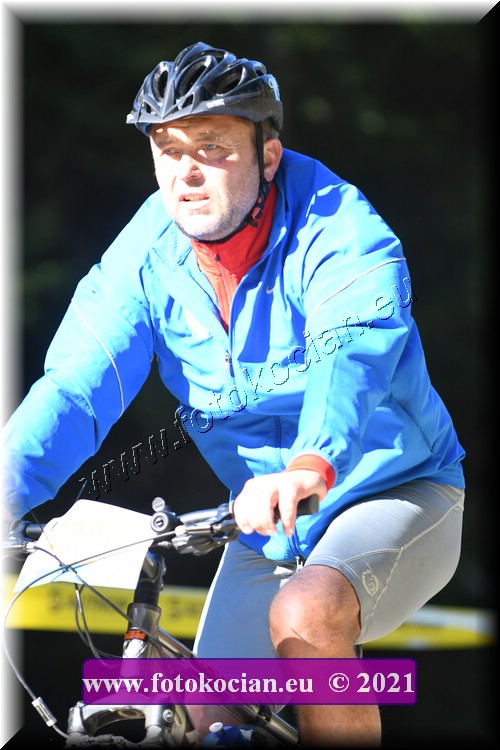 Náhled obrázku: 2021-5080-CTAuthor-2246.JPG