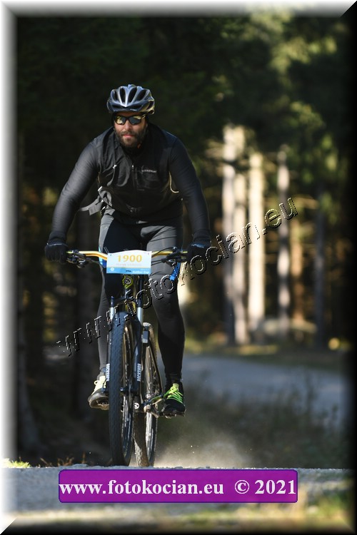 Náhled obrázku: 2021-5089-CTAuthor-1900.JPG