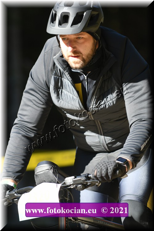 Náhled obrázku: 2021-5098-CTAuthor-2320.JPG