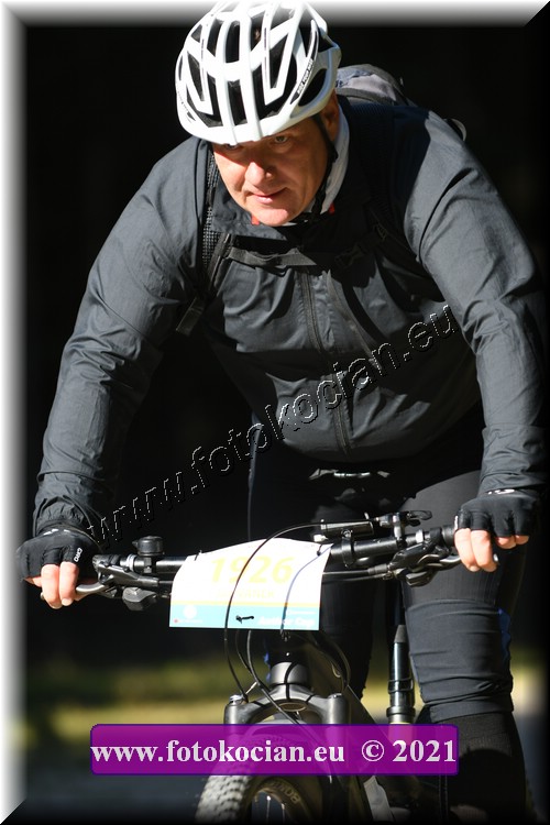 Náhled obrázku: 2021-5102-CTAuthor-1926.JPG