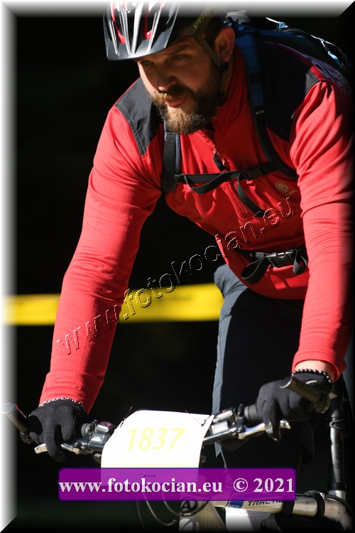 Náhled obrázku: 2021-5104-CTAuthor-1837.JPG