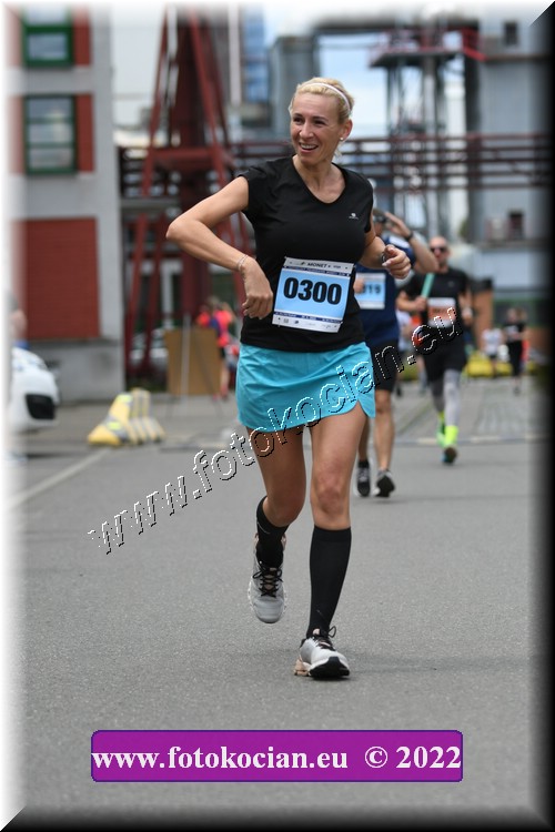 Náhled obrázku: 2022-2603-Zlin-300.JPG