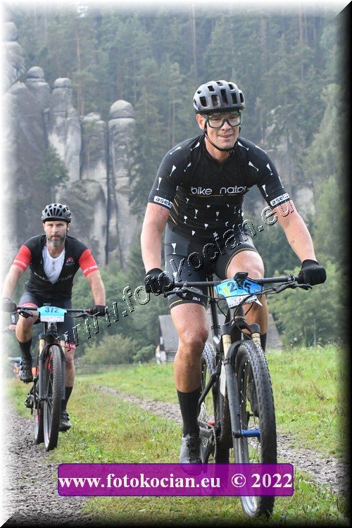 Náhled obrázku: 2022-1098-Sudety-295.JPG