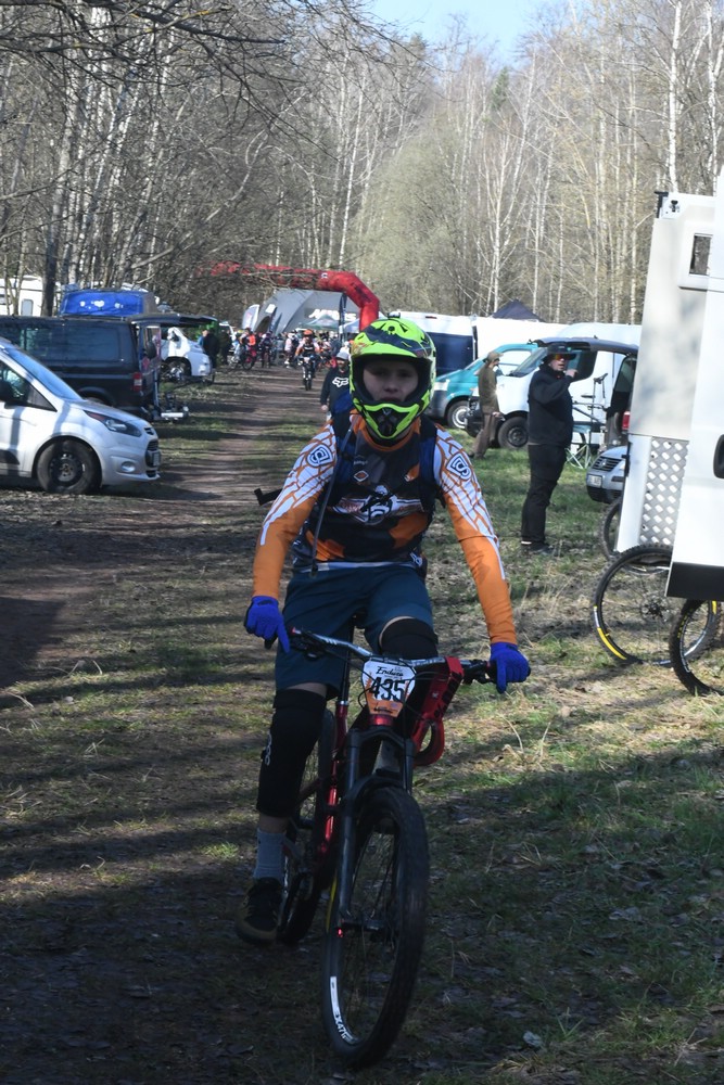 Náhled obrázku: 2023-1009-Enduro-TU-sobota-435.JPG