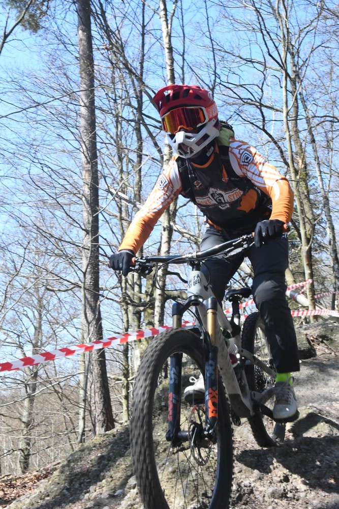 Náhled obrázku: 2023-1060-Enduro-TU-sobota-0.JPG