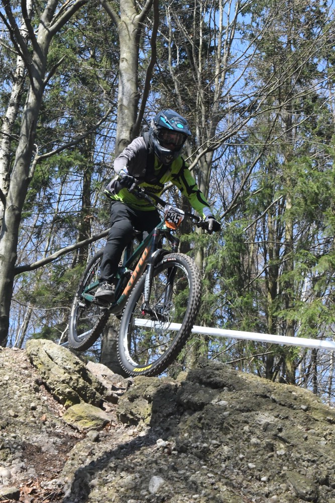 Náhled obrázku: 2023-1418-Enduro-TU-sobota-245.JPG