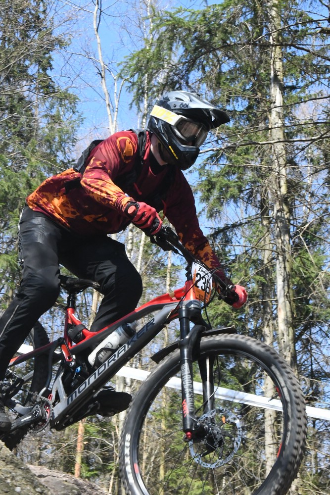 Náhled obrázku: 2023-1428-Enduro-TU-sobota-239.JPG