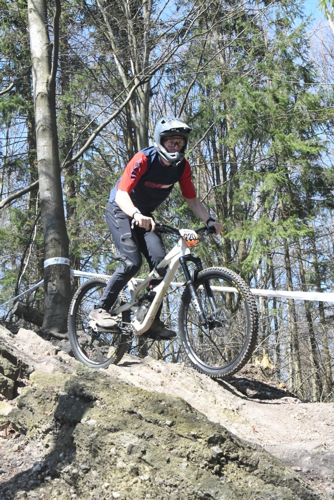 Náhled obrázku: 2023-1469-Enduro-TU-sobota-220.JPG