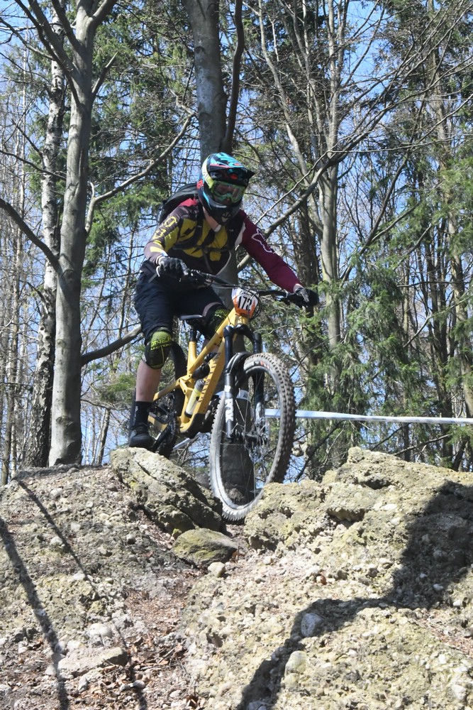 Náhled obrázku: 2023-1563-Enduro-TU-sobota-172.JPG