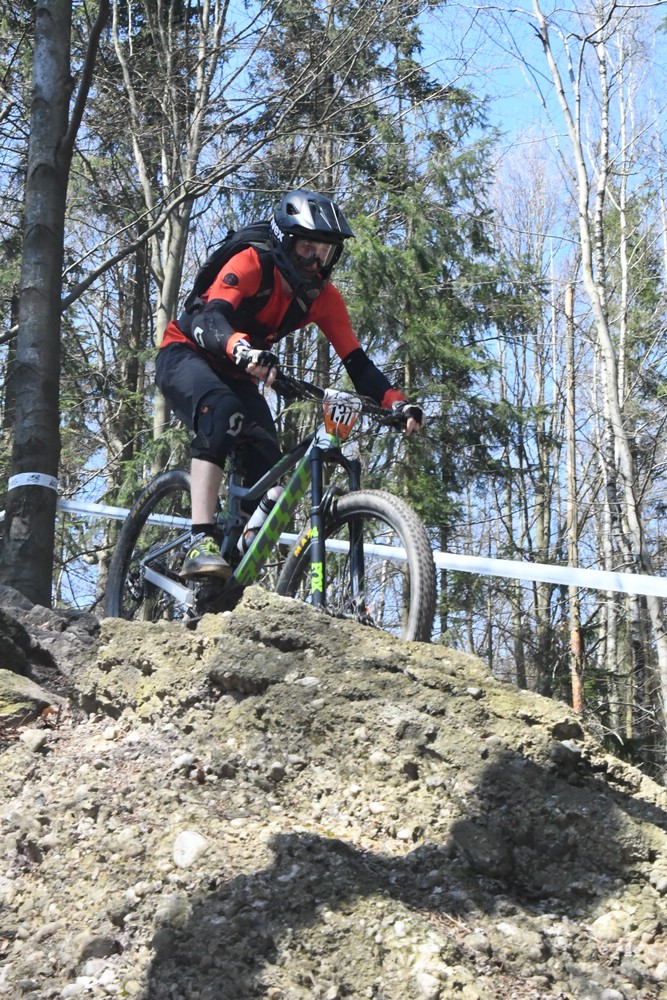 Náhled obrázku: 2023-1636-Enduro-TU-sobota-137.JPG