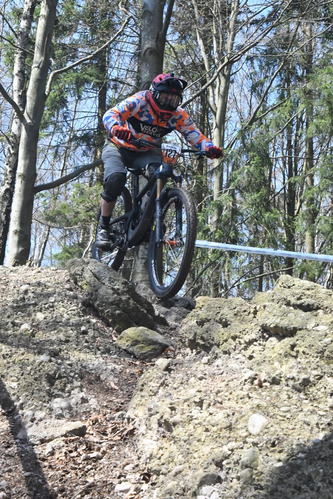 Náhled obrázku: 2023-1652-Enduro-TU-sobota-127.JPG