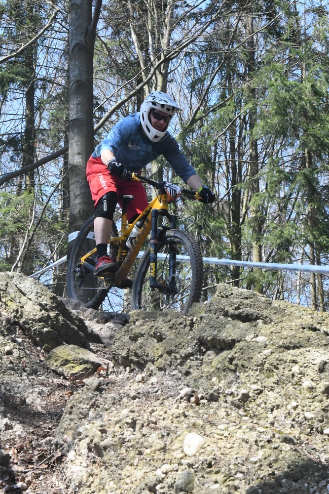 Náhled obrázku: 2023-1674-Enduro-TU-sobota-116.JPG